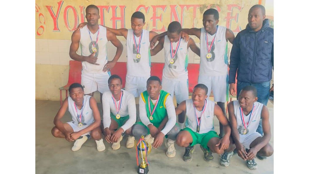 Phon-jwane High were winners of the schools handball championships in the boys category. (Courtesy pic)